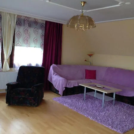Ferienwohnung Eder شقة